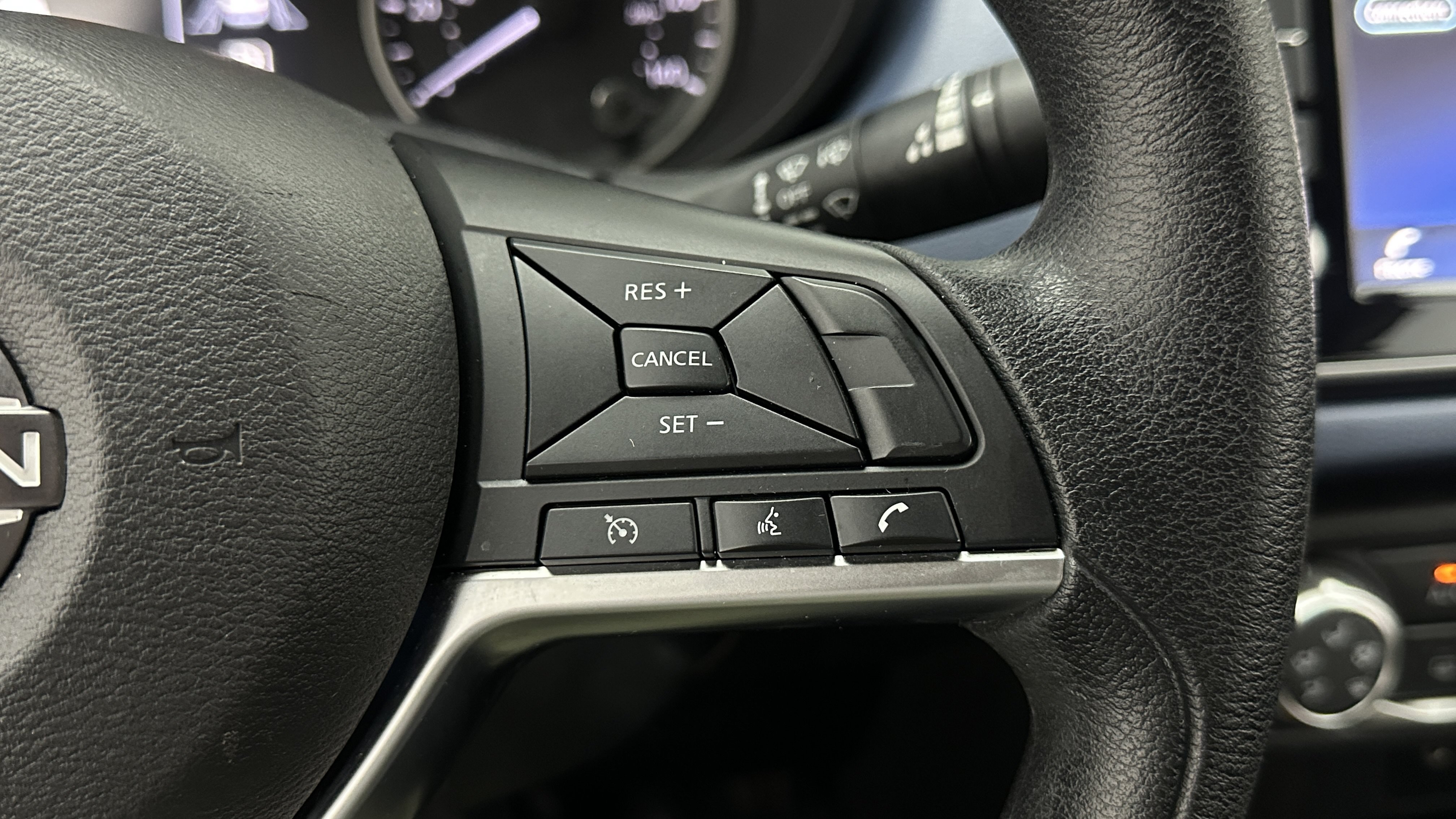 Used 2025 Nissan Versa SV FWD image 21