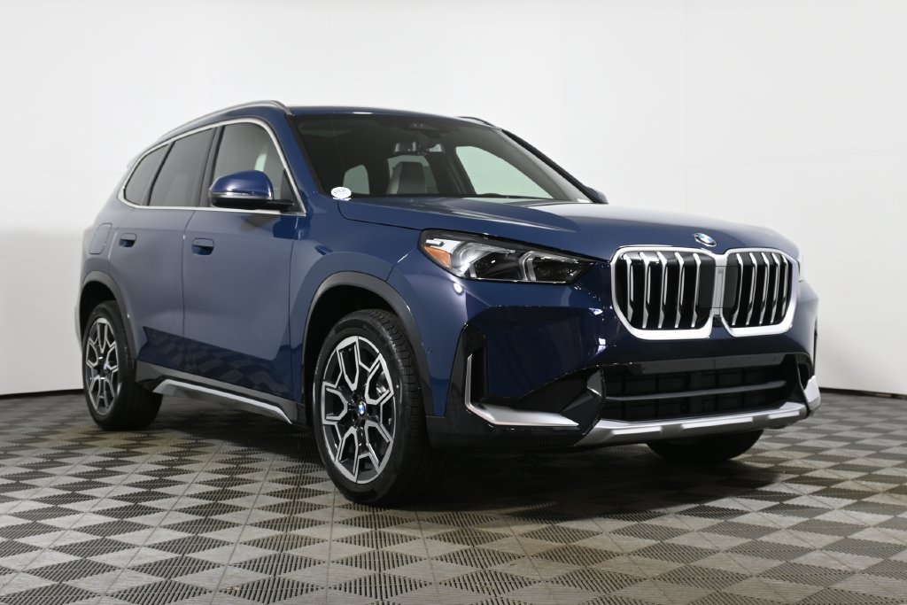 Used 2026 BMW X1 xDrive28i w/ Technology Package AWD/4WD image 9