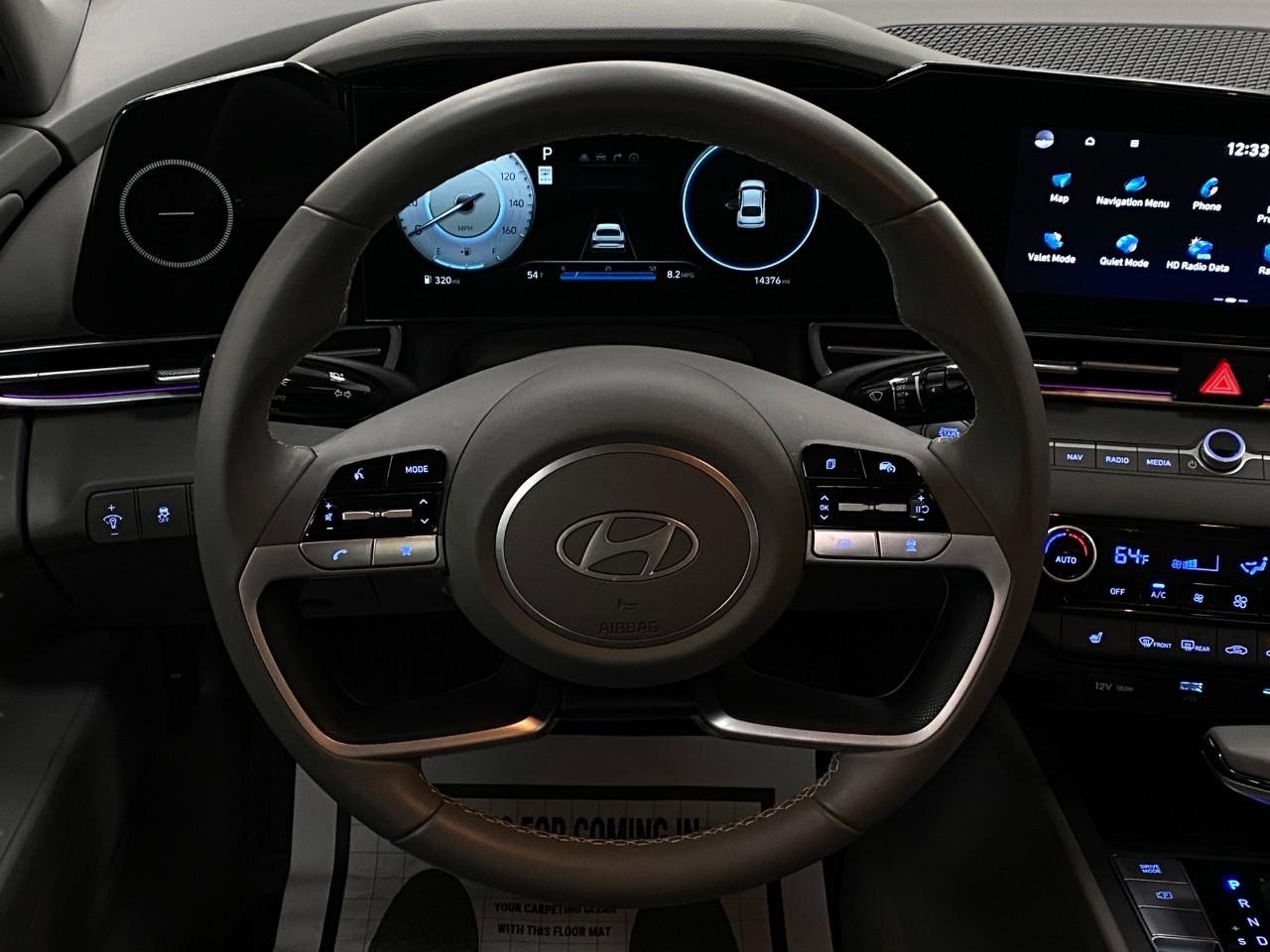 Certified 2024 Hyundai Elantra SEL w/ Convenience Package image 14