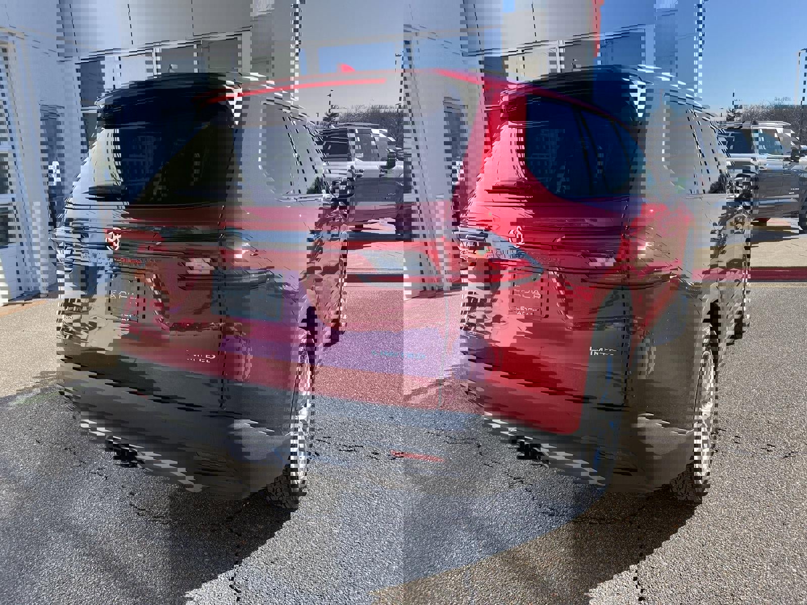 Used 2026 Toyota Grand Highlander Limited image 13