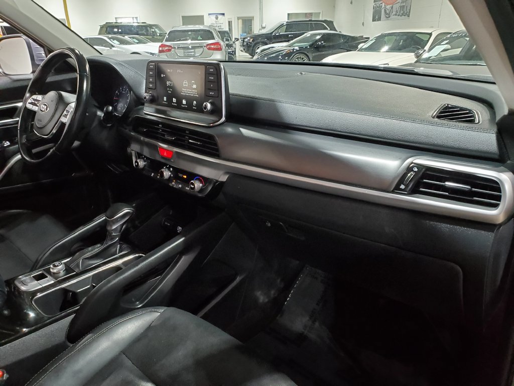 Used 2021 Kia Telluride LX FWD image 15
