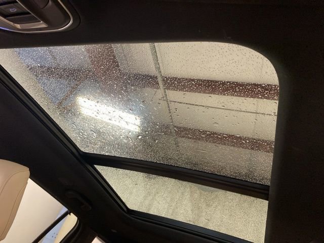 Used 2023 Jeep Grand Cherokee Limited w/ Luxury Tech Group II image 19