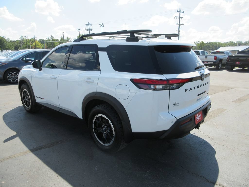 Used 2024 Nissan Pathfinder Rock Creek AWD/4WD image 9