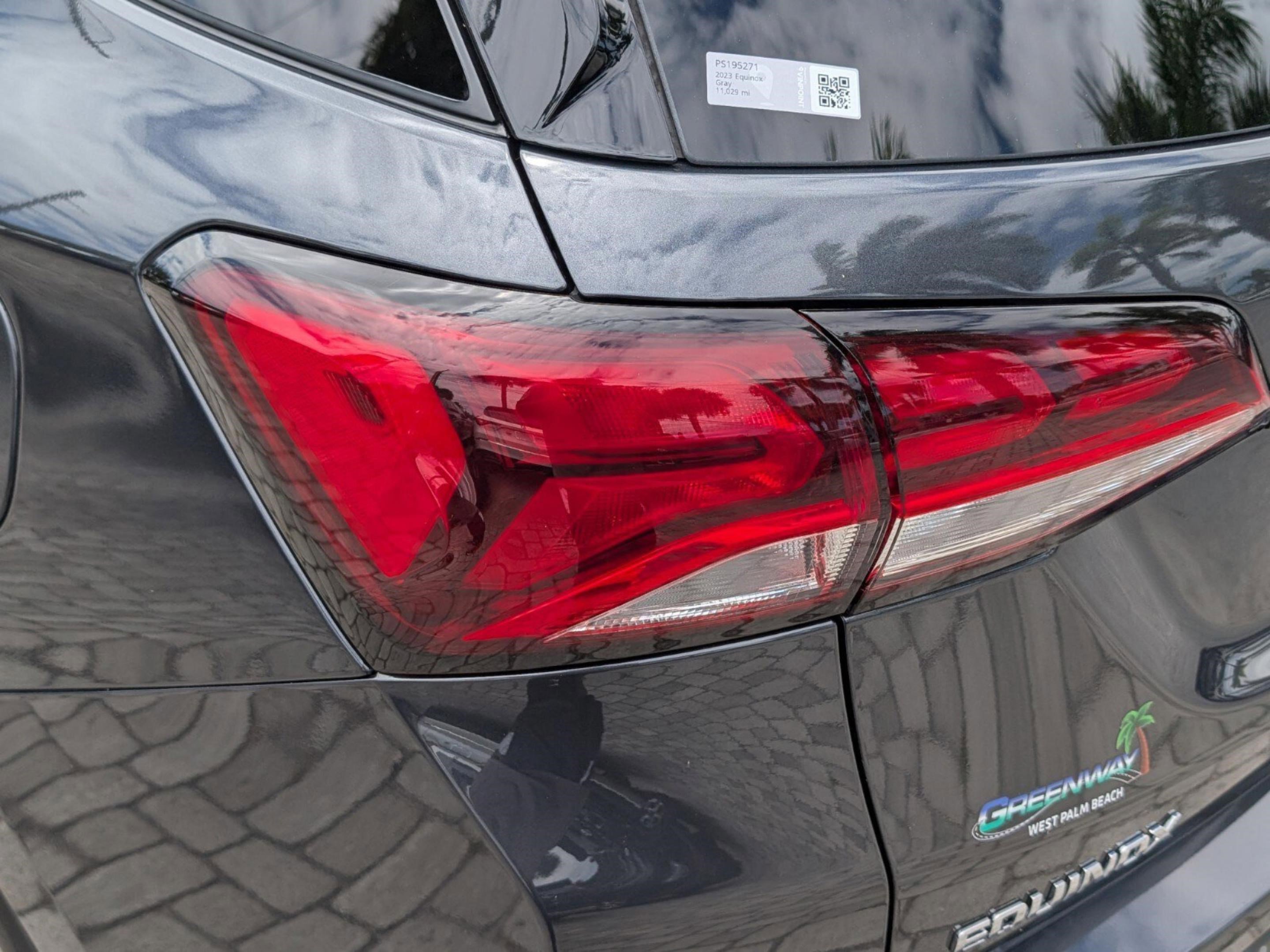 Used 2023 Chevrolet Equinox LT FWD image 32