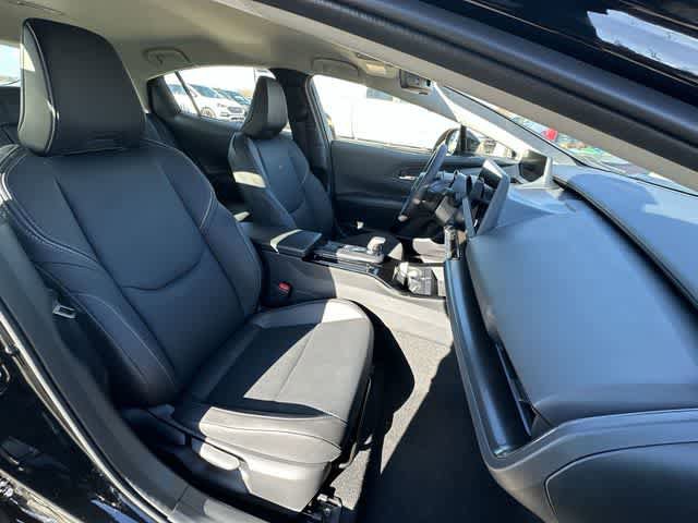 New 2026 Toyota Prius Plug-In Hybrid FWD image 19