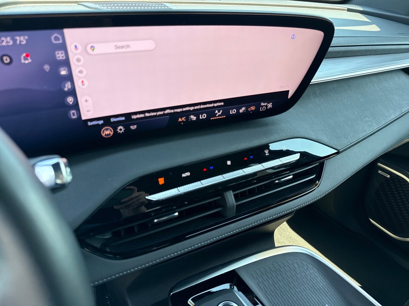 Used 2025 Buick Enclave Preferred image 19