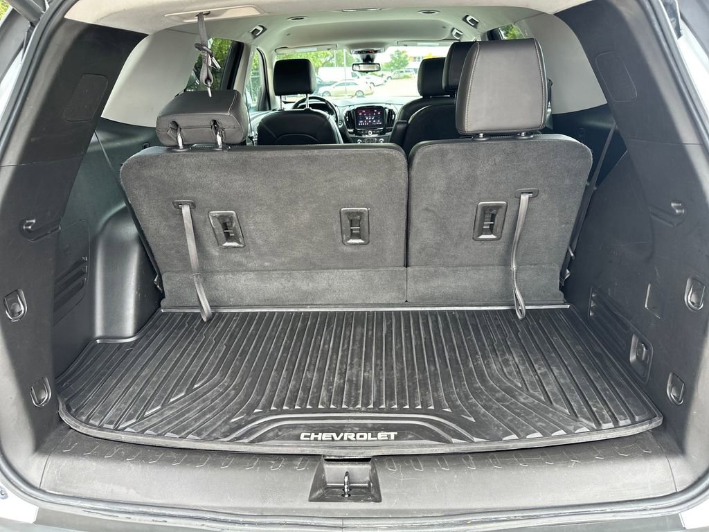 Used 2021 Chevrolet Traverse RS FWD image 39