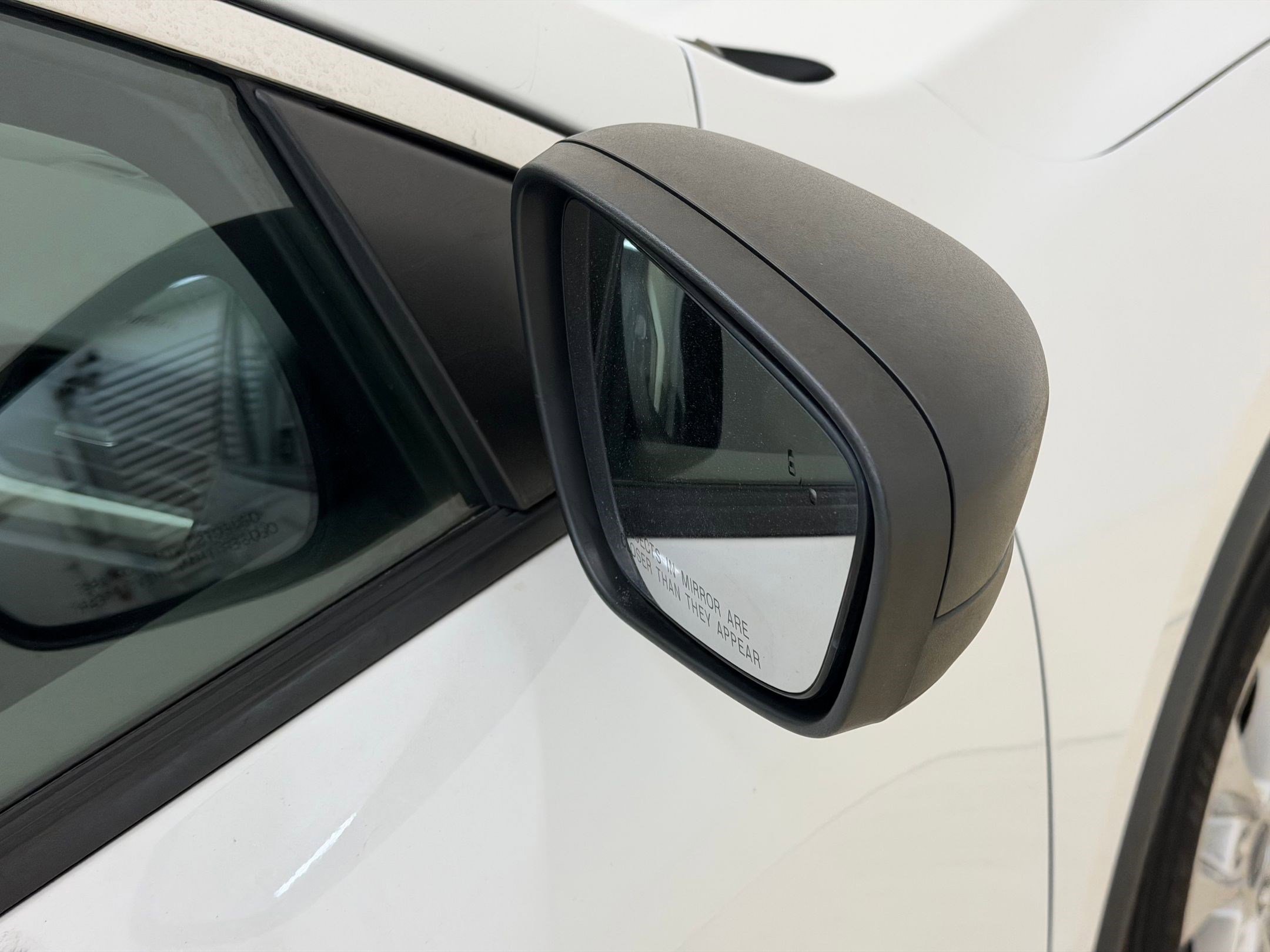 Used 2022 Ford Escape SE image 18