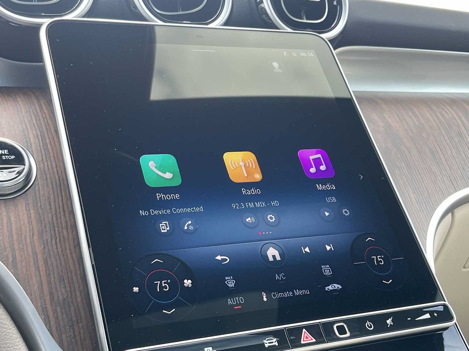 New 2026 Mercedes-Benz GLC 300 4MATIC image 36