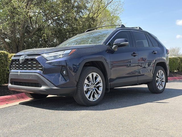 Used 2025 Toyota RAV4 XLE Premium image 9