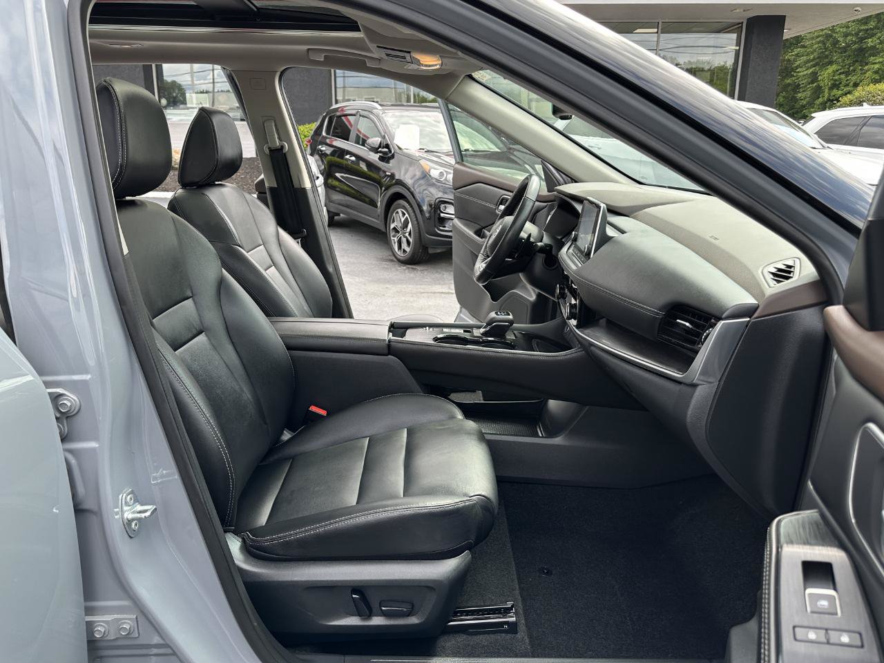 Used 2021 Nissan Rogue SL FWD image 46