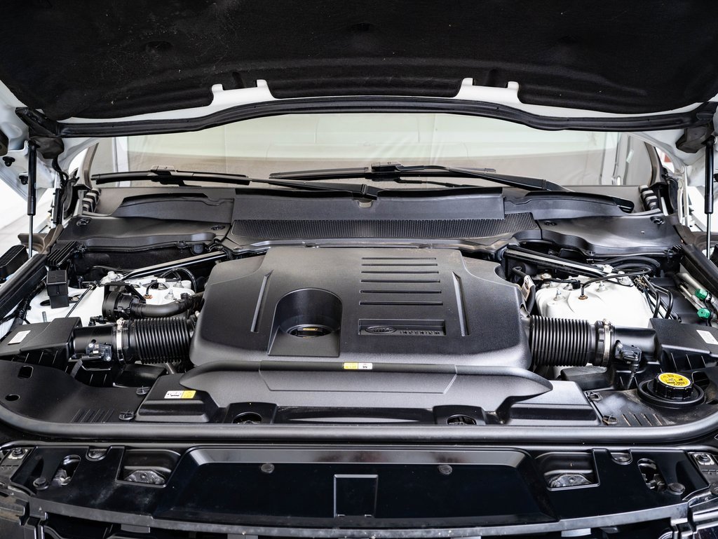 Used 2022 Land Rover Range Rover Sport HST image 42