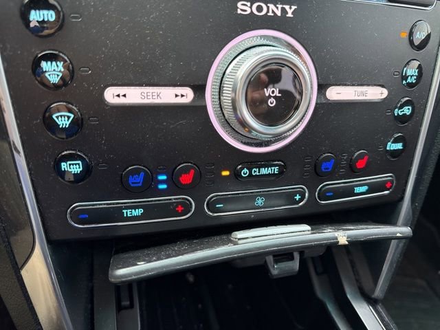 Used 2016 Ford Explorer Limited w/ Equipment Group 301A AWD/4WD image 14