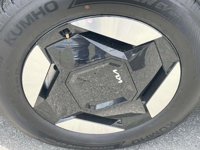 New 2026 Kia EV9 Wind AWD/4WD image 9