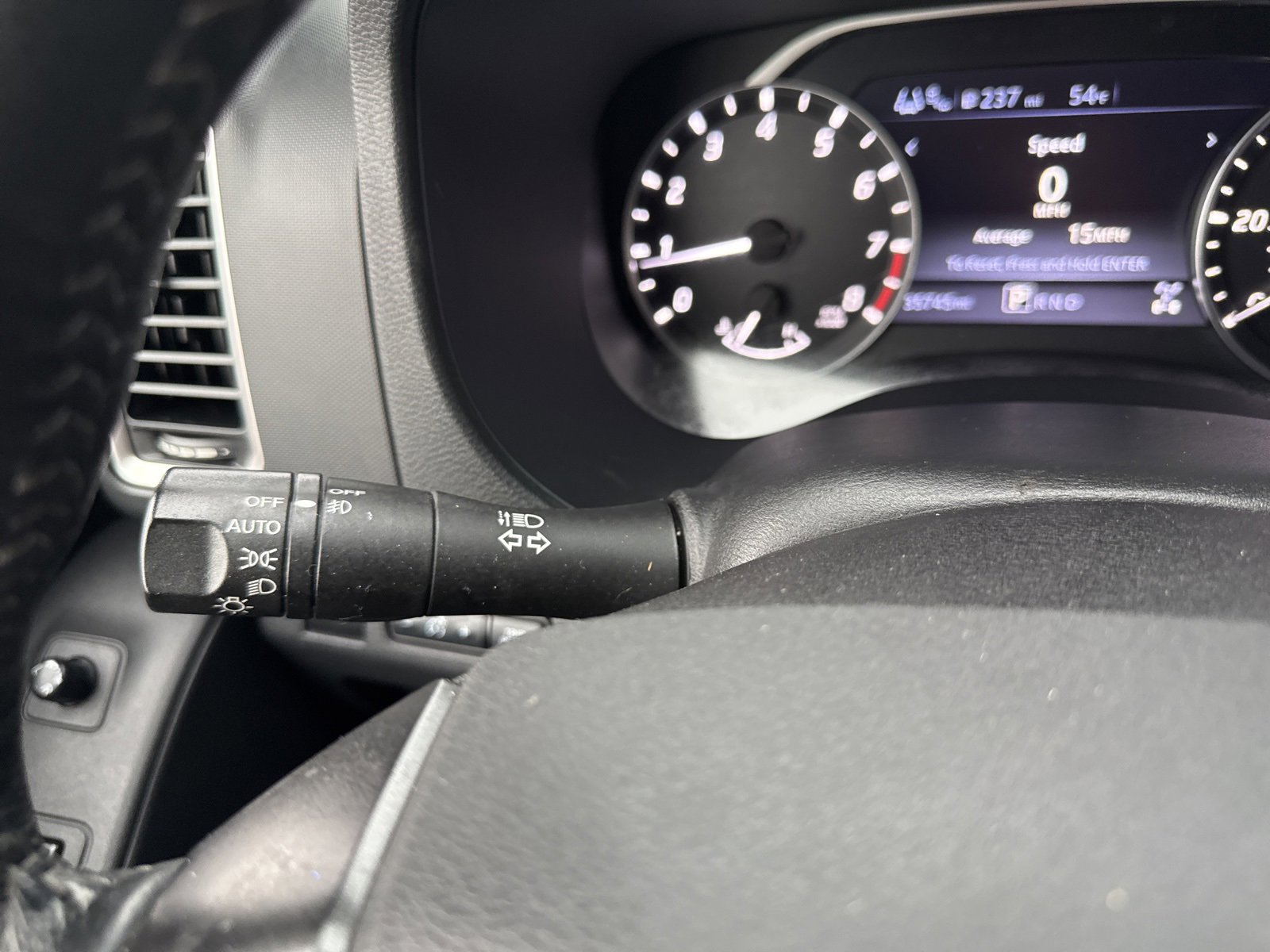 Used 2022 Nissan Frontier SV image 35