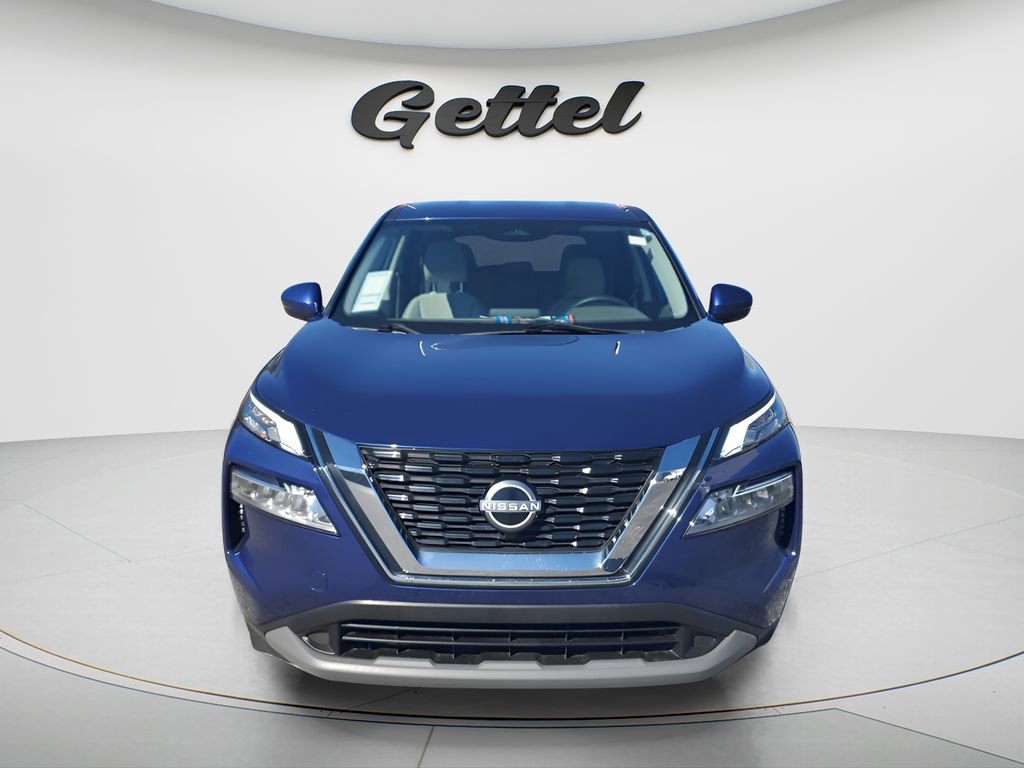 Used 2022 Nissan Rogue SV image 4