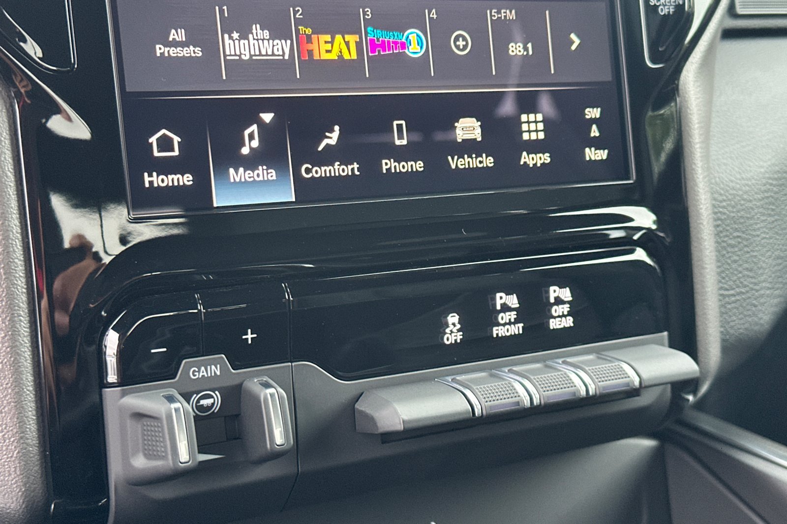 New 2026 RAM 1500 Big Horn AWD/4WD image 19