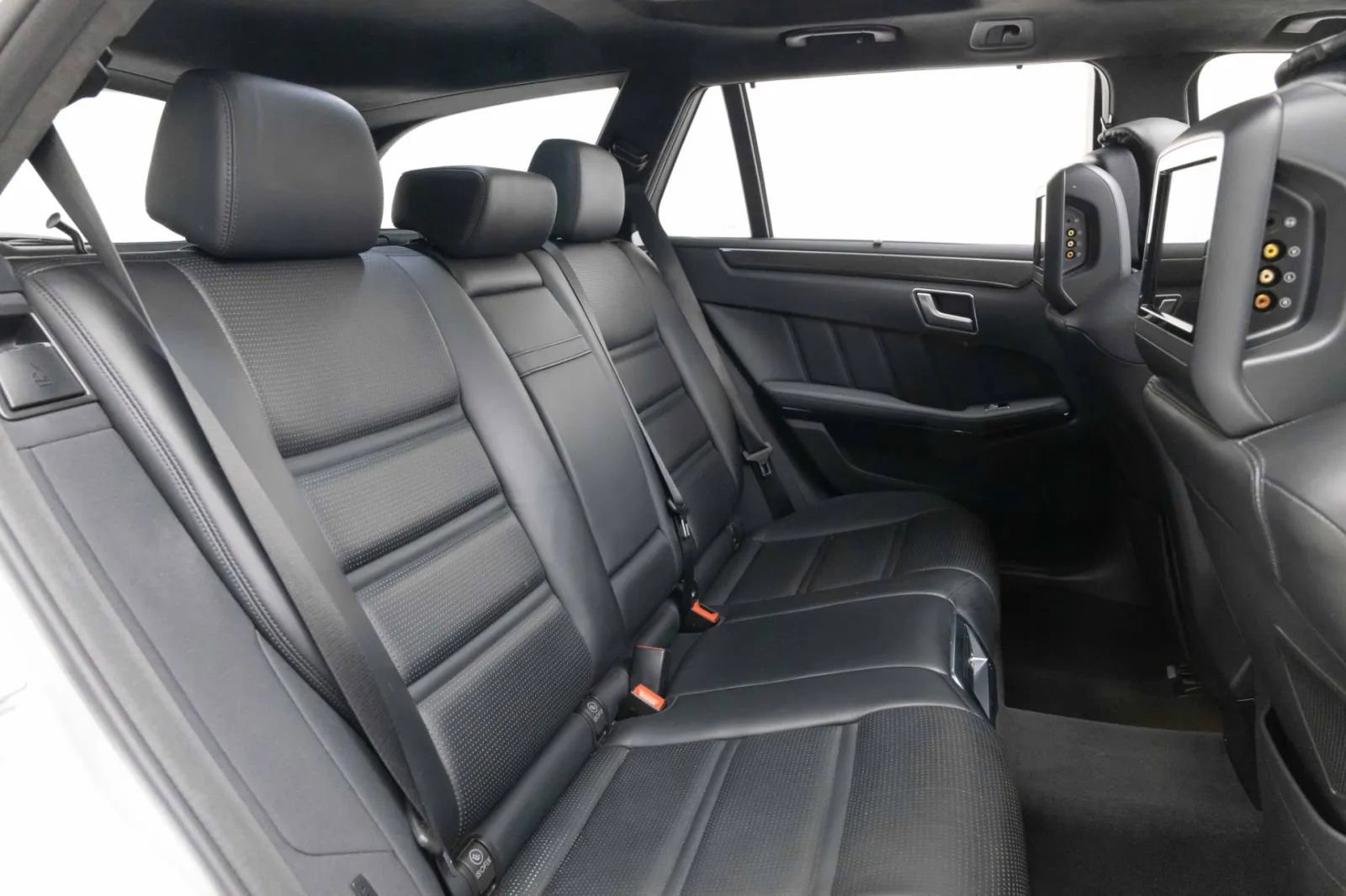 Used 2012 Mercedes-Benz E 63 AMG Wagon image 33