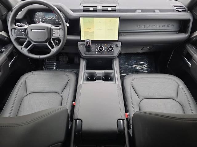 New 2026 Land Rover Defender 130 X-Dynamic SE image 9