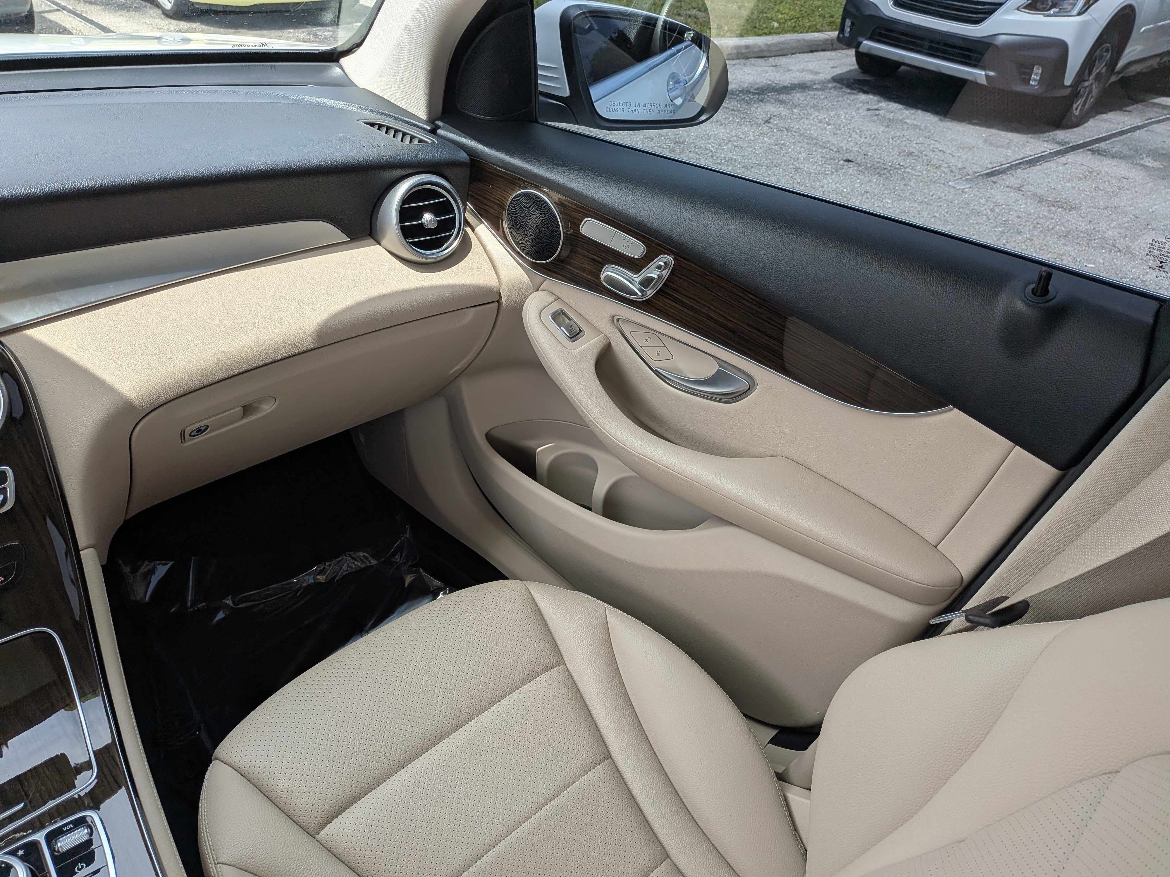 Used 2018 Mercedes-Benz GLC 300 image 17