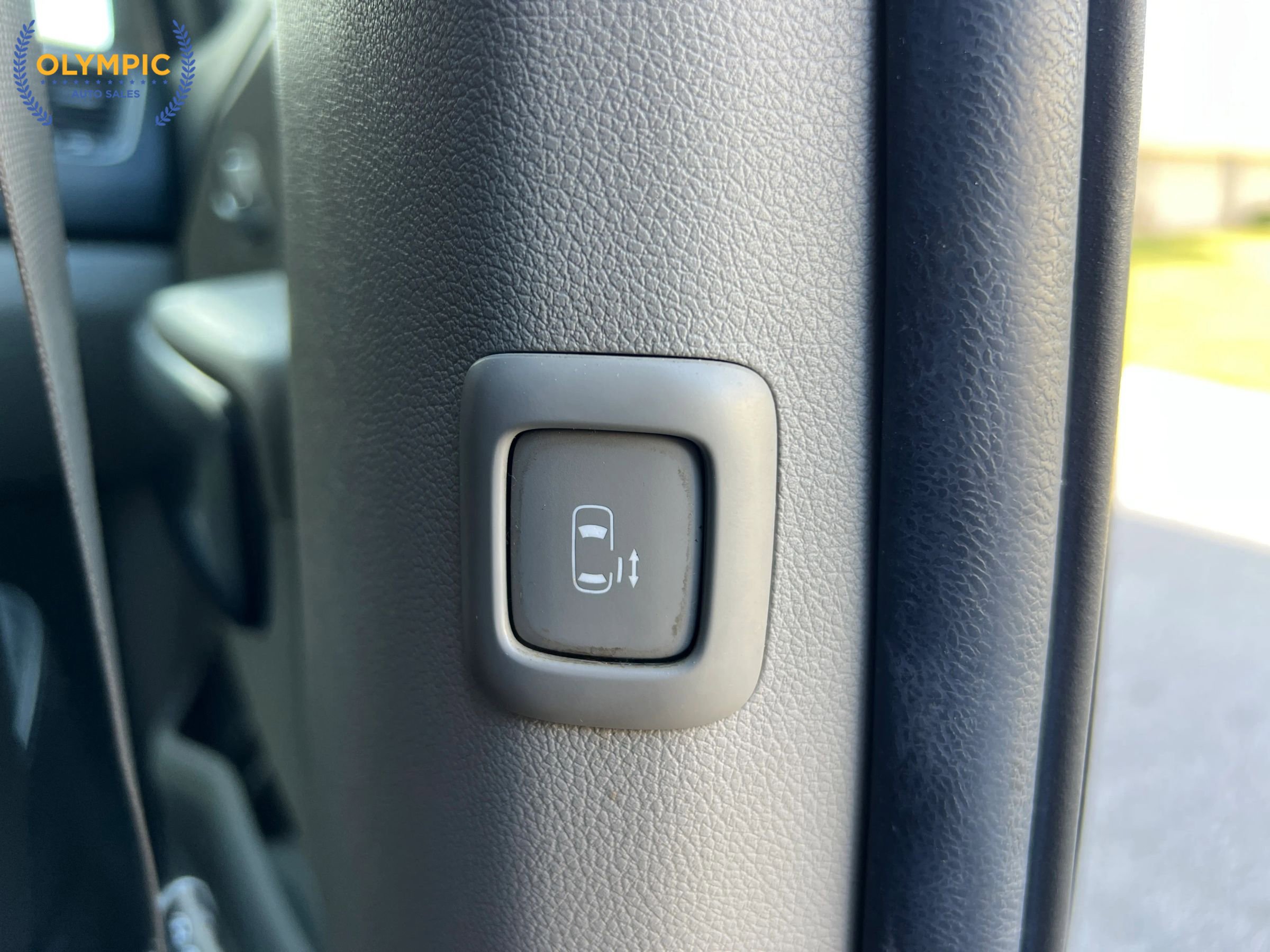 Used 2021 Kia Sedona EX image 37