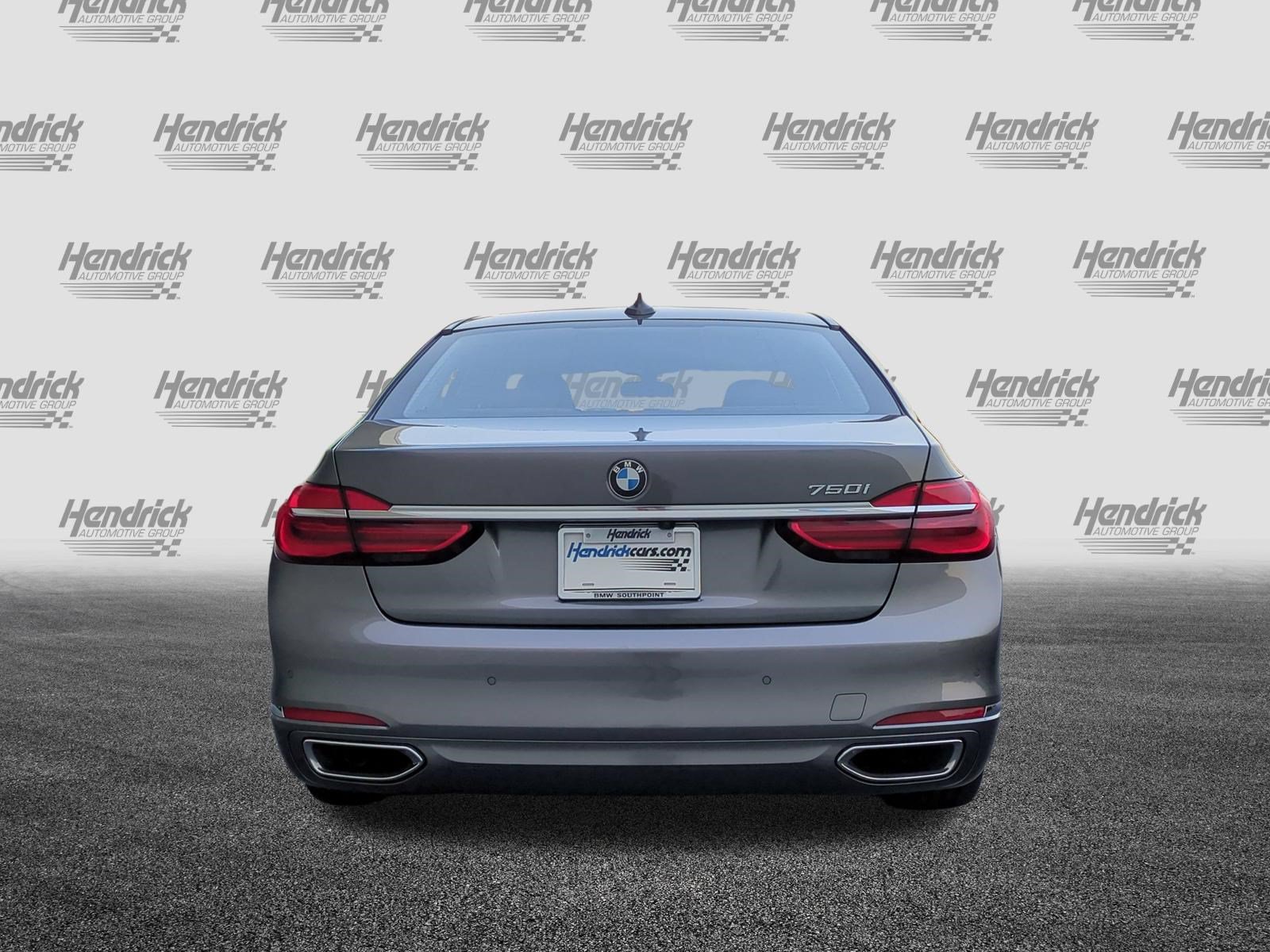 Used 2018 BMW 750i RWD image 9