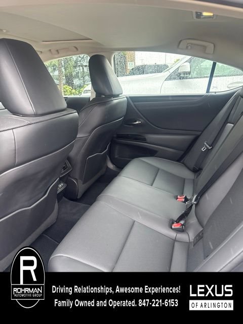 Used 2022 Lexus ES 350 w/ Premium Package FWD image 7