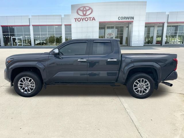 Used 2024 Toyota Tacoma Limited w/ Limited Package (LT) AWD/4WD image 2