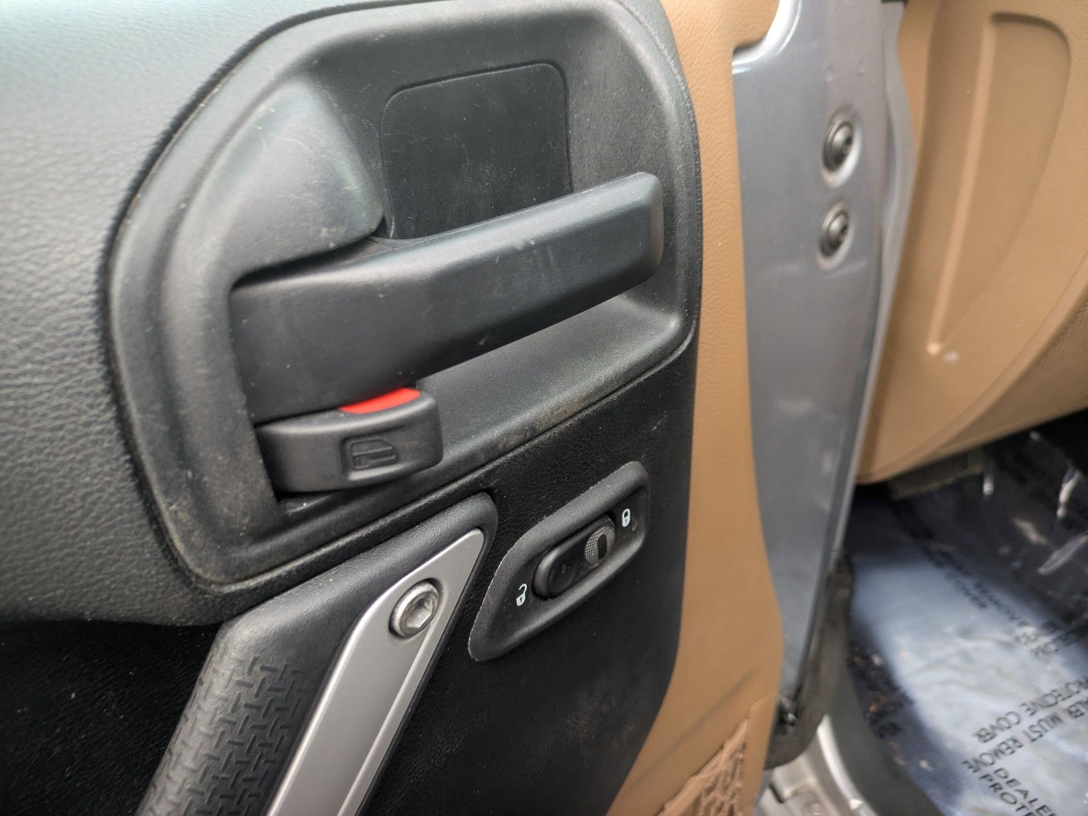 Used 2018 Jeep Wrangler Unlimited Sahara w/ Connectivity Group image 15