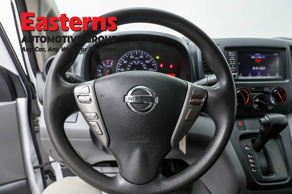 Used 2021 Nissan NV200 S image 10