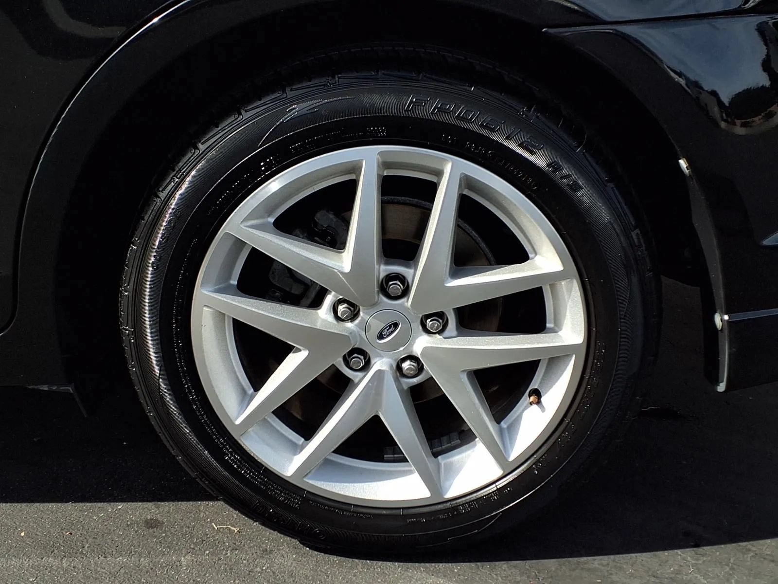Used 2010 Ford Fusion SEL FWD image 6