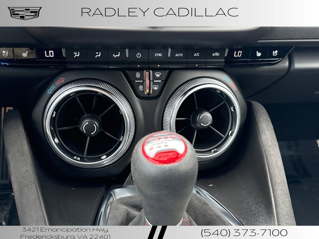 Used 2021 Chevrolet Camaro ZL1 RWD image 8