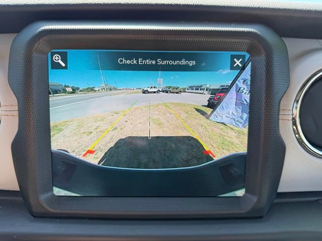 Used 2022 Jeep Gladiator Overland image 22