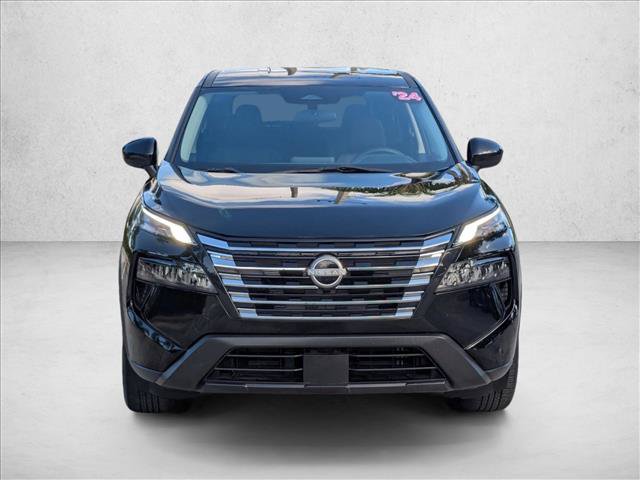Used 2024 Nissan Rogue SV FWD image 2