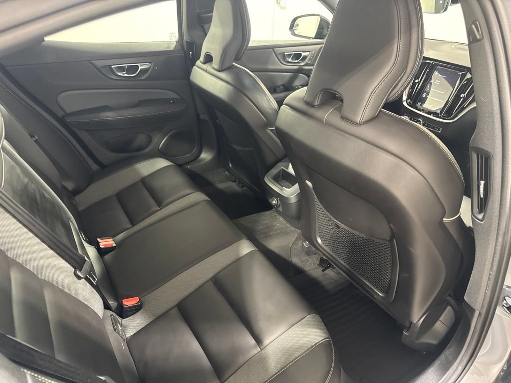 Used 2019 Volvo S60 T6 R-Design AWD/4WD image 24