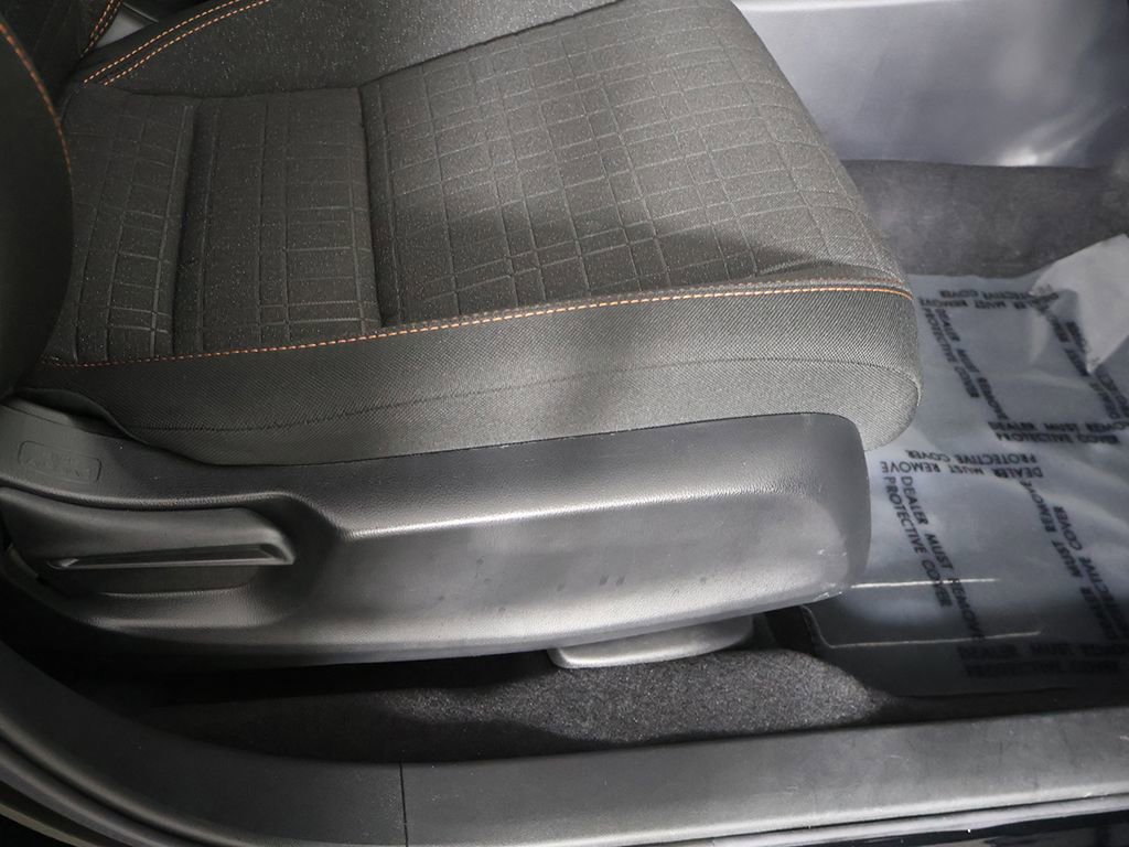 Used 2024 Honda HR-V Sport image 29