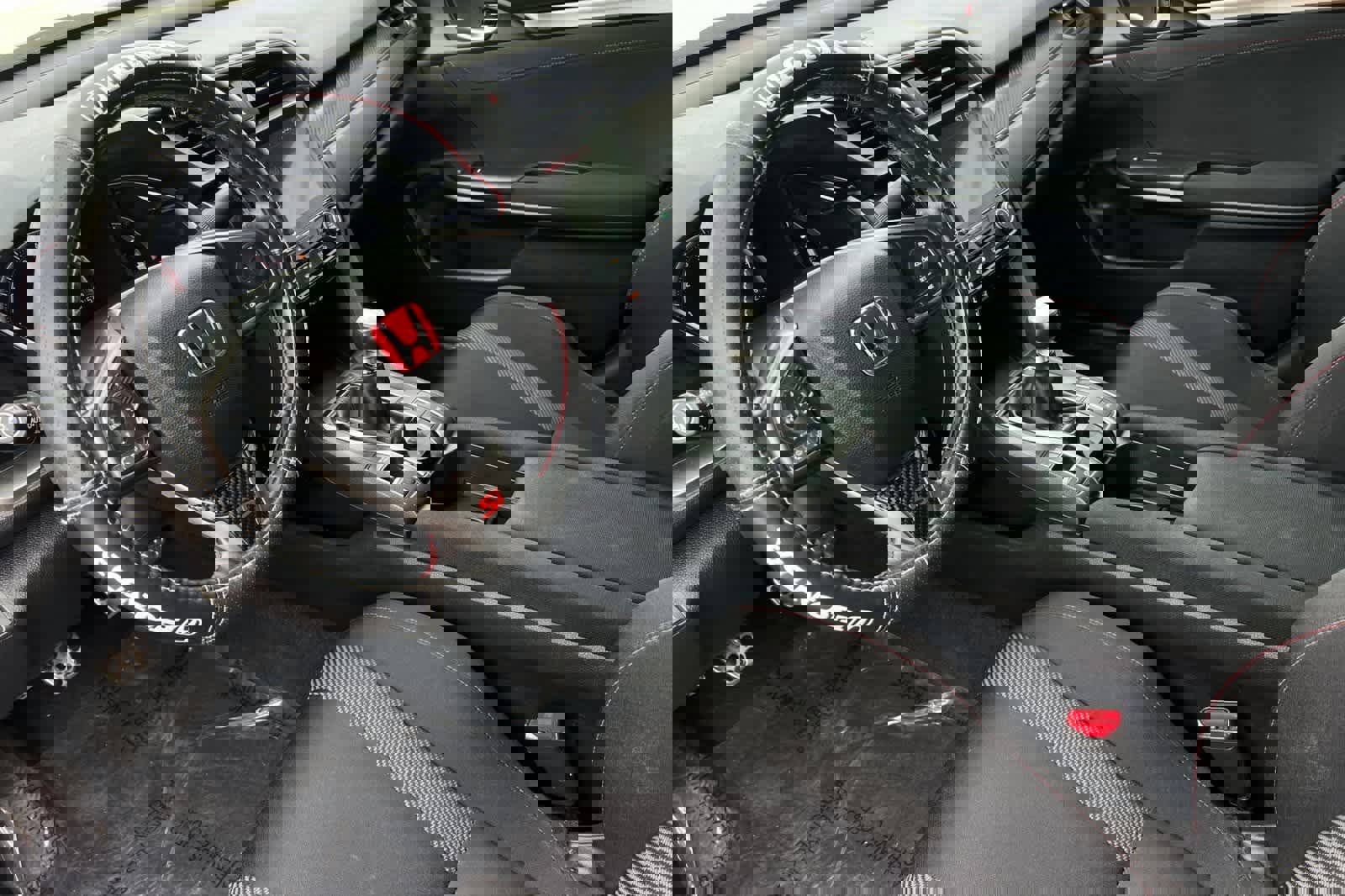 Used 2018 Honda Civic Si image 14