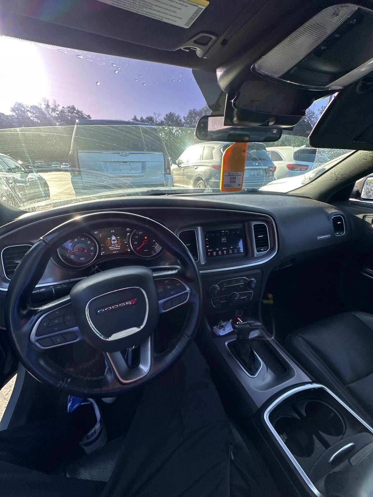 Used 2021 Dodge Charger SXT w/ Leather Interior Group RWD image 11