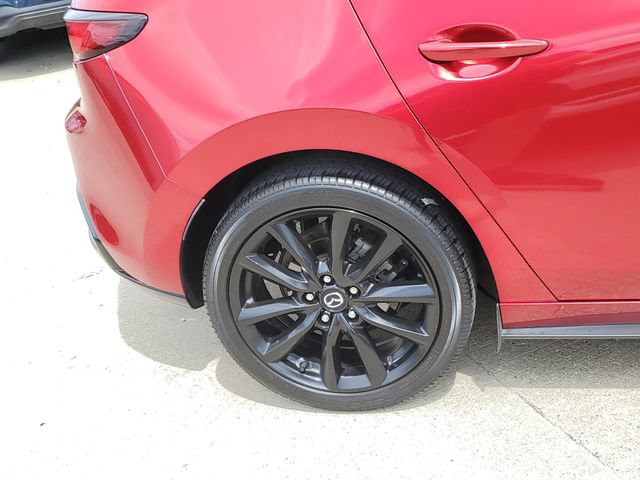 Used 2019 MAZDA MAZDA3 Hatchback w/ Premium Package FWD image 5