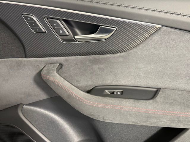 Used 2026 Audi RS Q8 performance AWD/4WD image 29