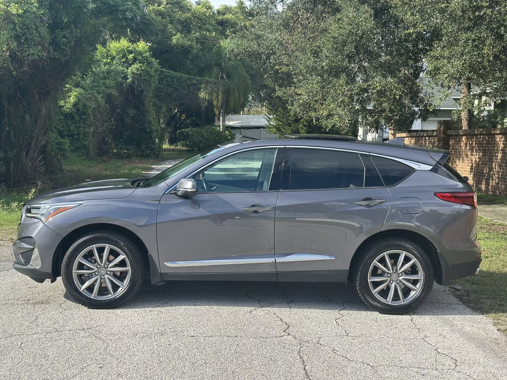 Used 2020 Acura RDX w/ Technology Package FWD image 2