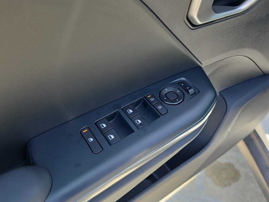 New 2026 Kia K4 FWD image 18