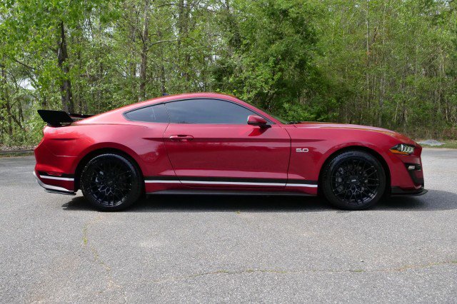 Used 2021 Ford Mustang GT Premium w/ Equipment Group 401A RWD image 33