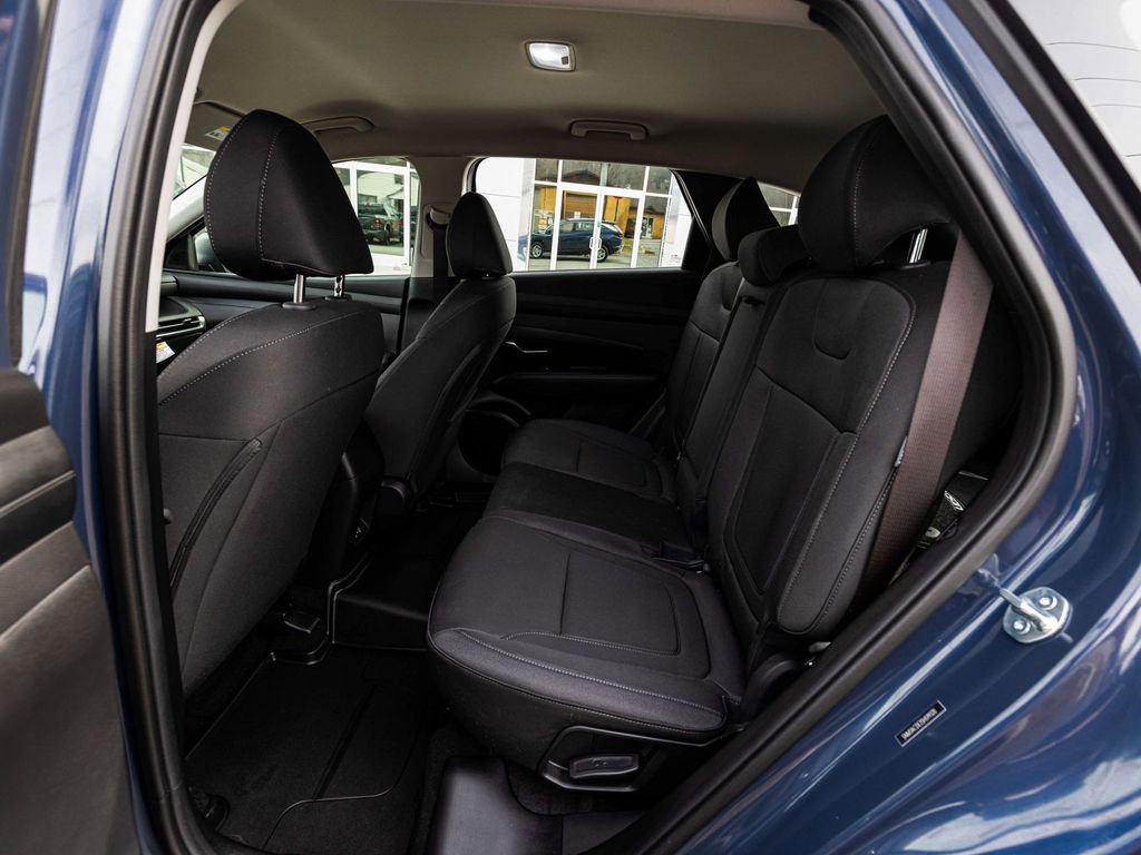 Used 2025 Hyundai Tucson SE AWD/4WD image 28