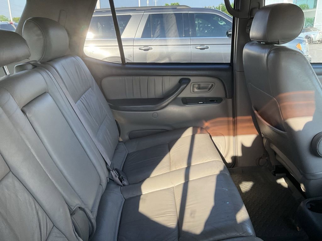 Used 2002 Toyota Sequoia Limited AWD/4WD image 5
