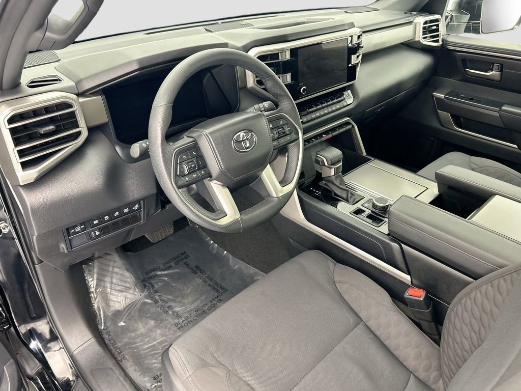 Used 2025 Toyota Sequoia SR5 image 9