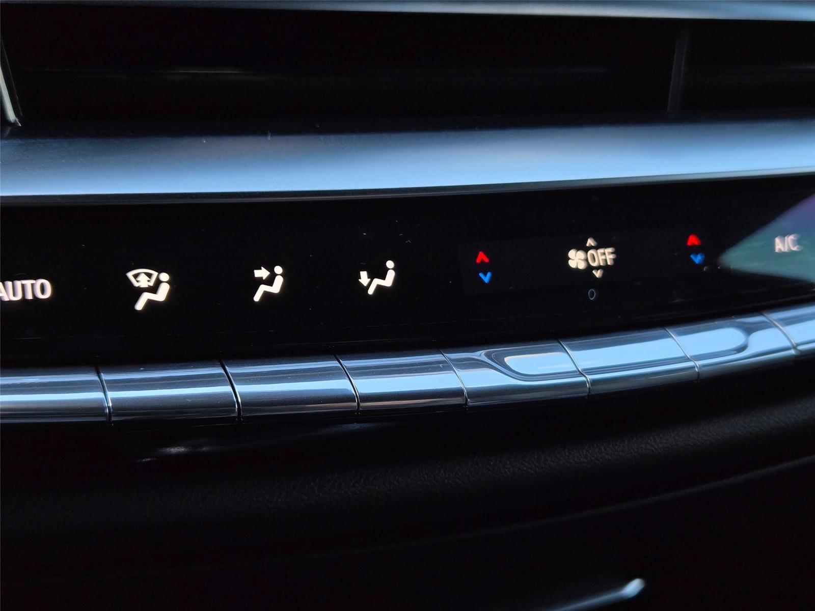 New 2026 Cadillac Lyriq Sport AWD/4WD image 22