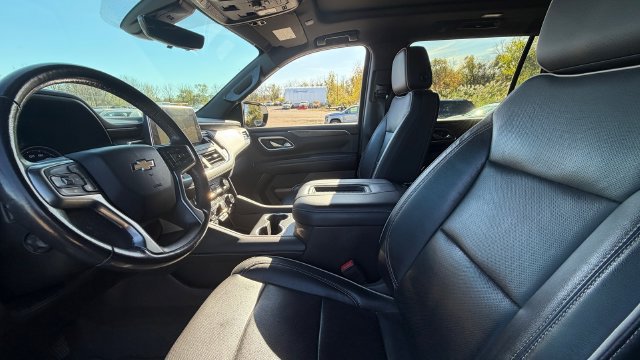 Used 2021 Chevrolet Suburban Premier w/ Premium Package AWD/4WD image 6
