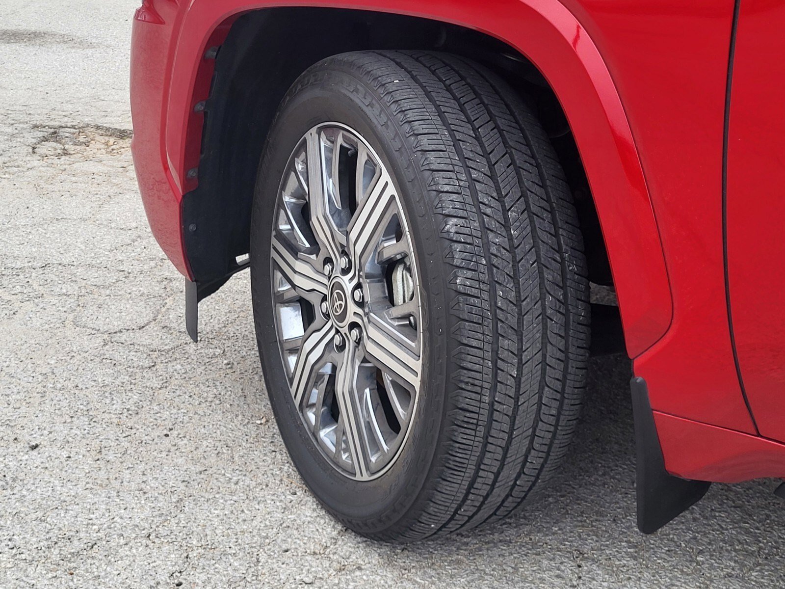 Used 2024 Toyota Sequoia Capstone image 35