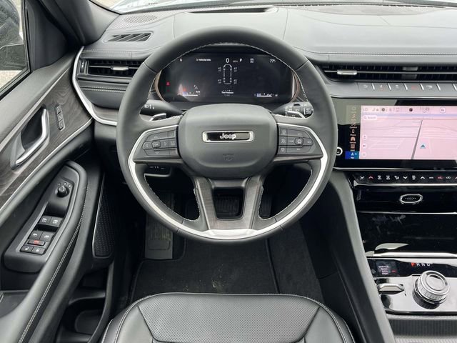 New 2026 Jeep Grand Cherokee L Limited image 18